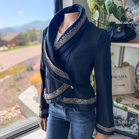 NWT- BCBGMaxAzria, "Christian" The Warp Black Jacket, Women's Size Medium - Picture 2 of 11